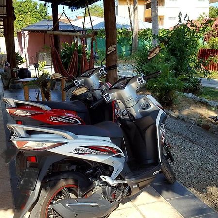 Sabandy Guesthouse Kuah Exterior foto