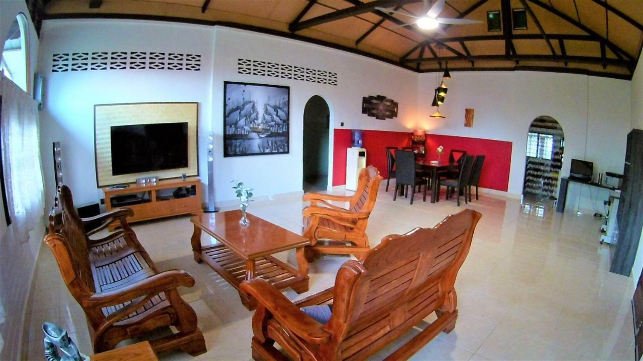 Sabandy Guesthouse Kuah Exterior foto